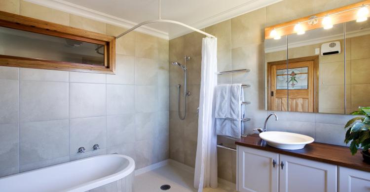 Large ensuite with entry level shower